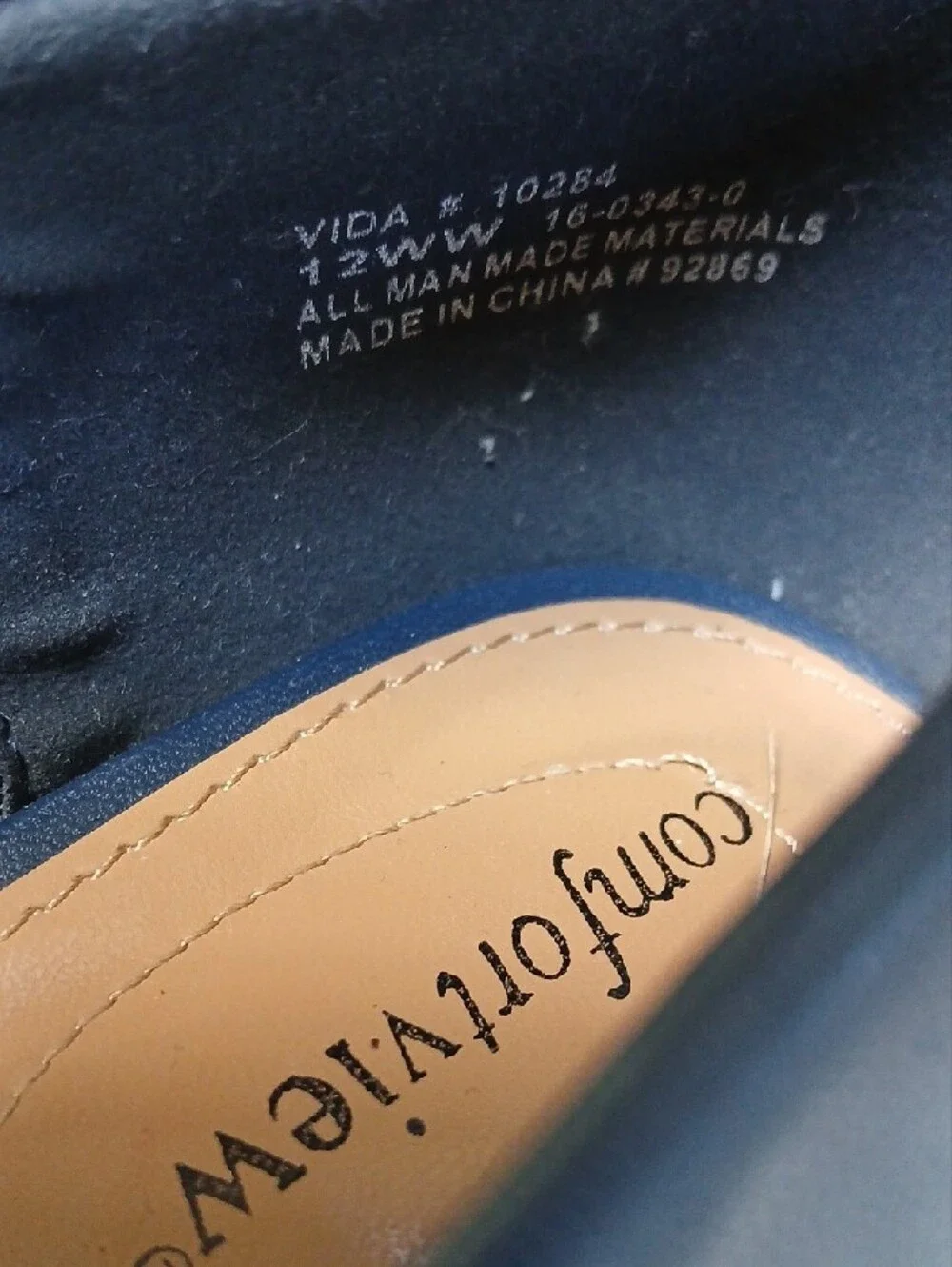 comfortview Navy Classic Round-Toe Ballet Flats